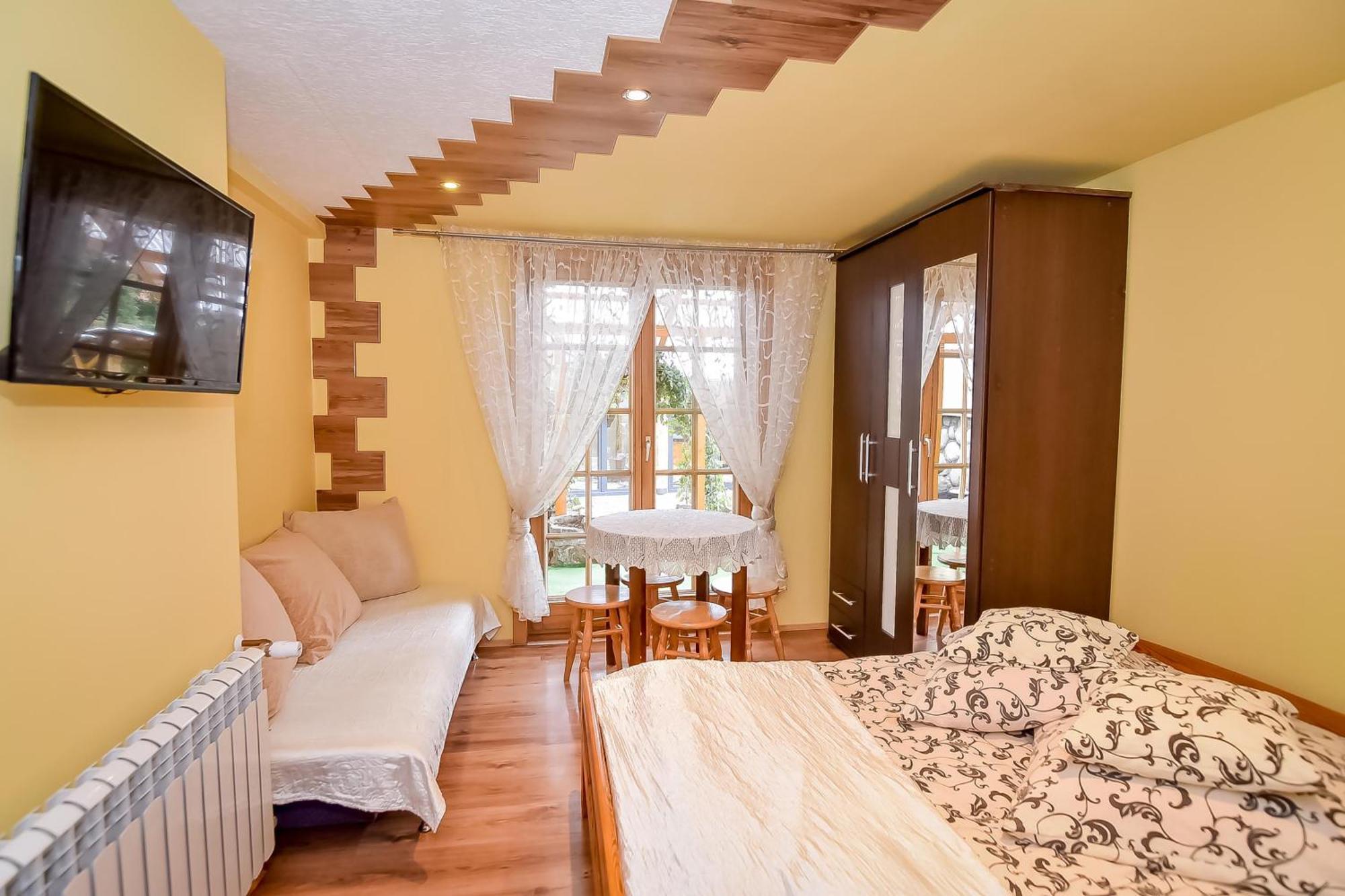 Ciukrowa Chatka Sauna & Jacuzzi Poronin Exterior foto