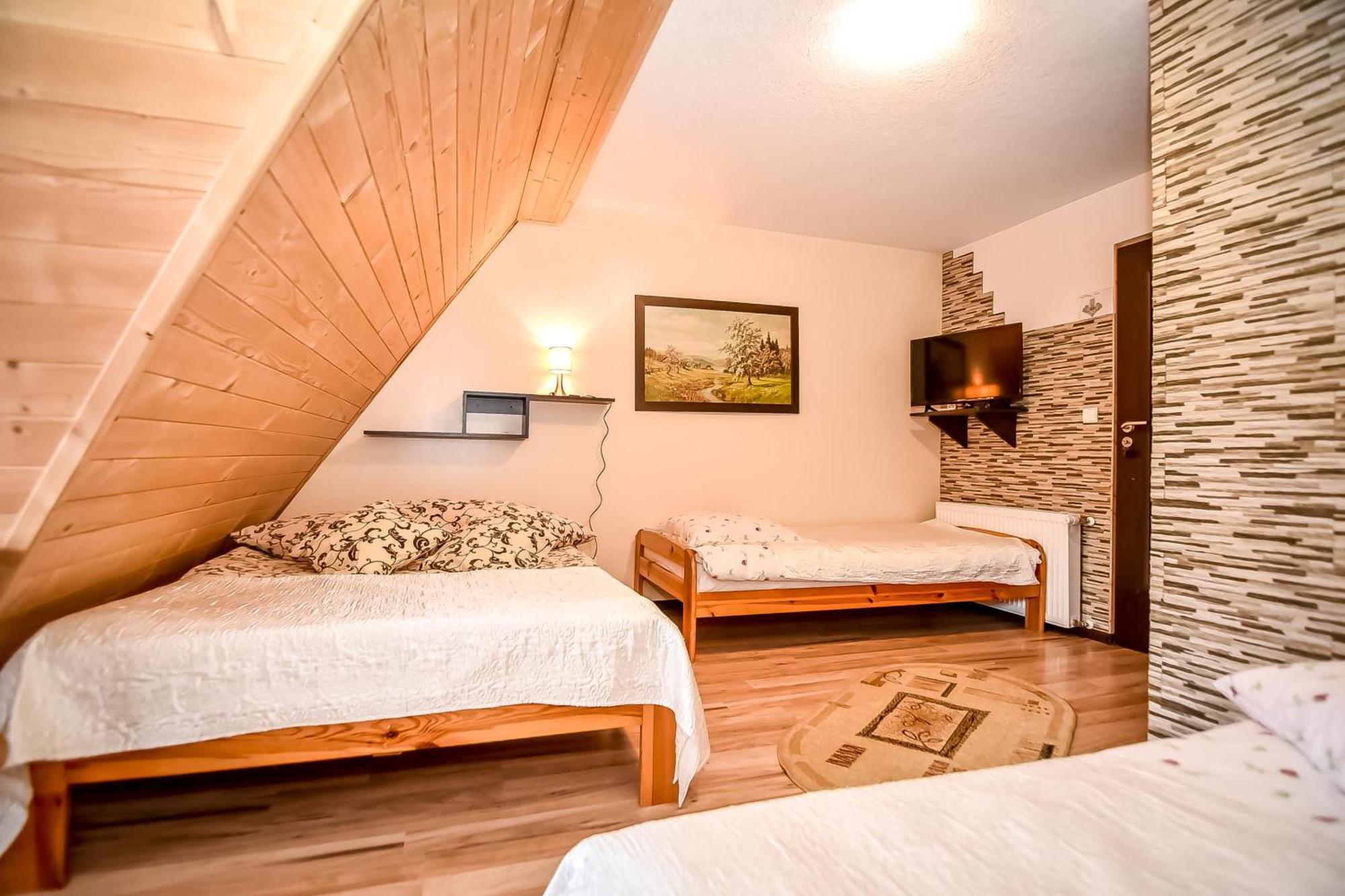 Ciukrowa Chatka Sauna & Jacuzzi Poronin Exterior foto