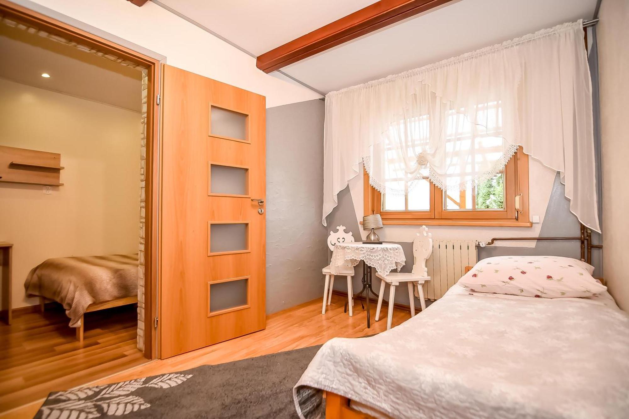 Ciukrowa Chatka Sauna & Jacuzzi Poronin Exterior foto